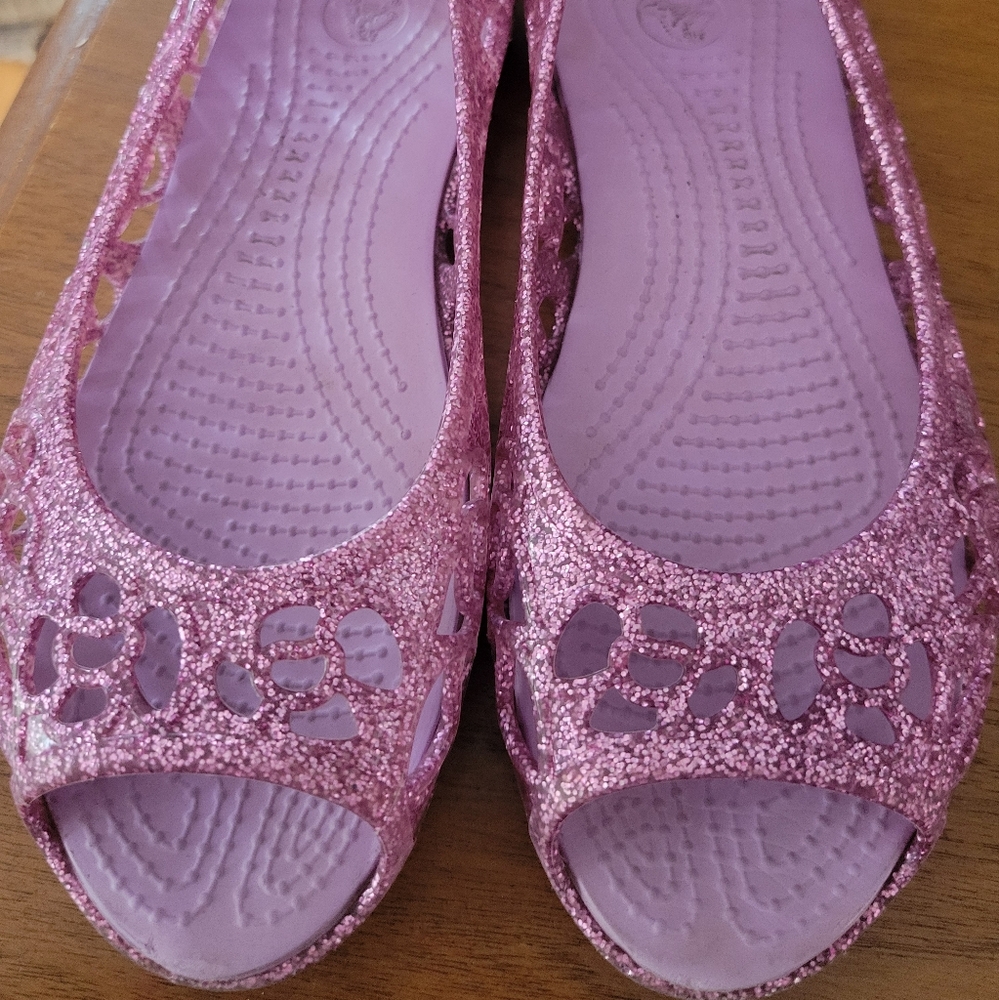 Croc Isabella Pink Glitter Slips, Size 1